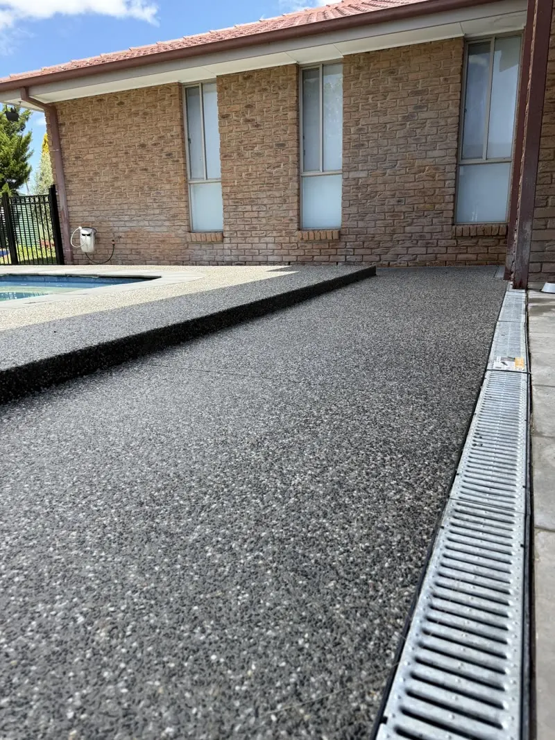 Decorative and architectural concrete finish